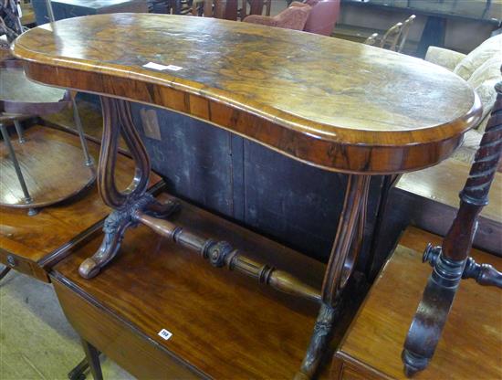 Victorian walnut kidney shaped stretcher table